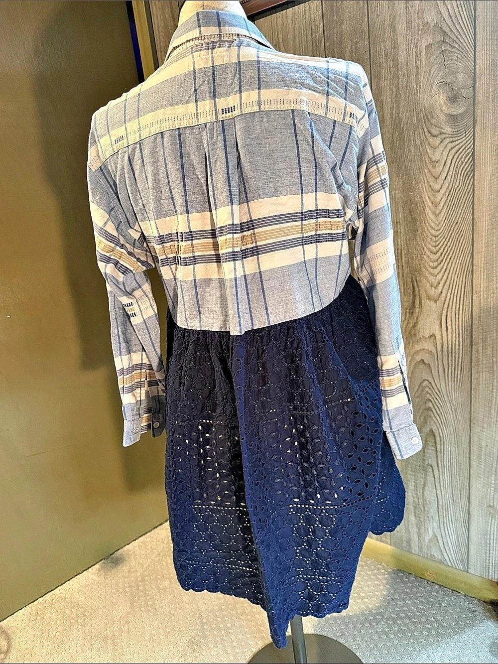 Seams by Sarah Plaid Button Down Top in Blue & White Like New